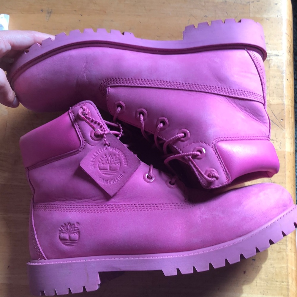 pink timbs
